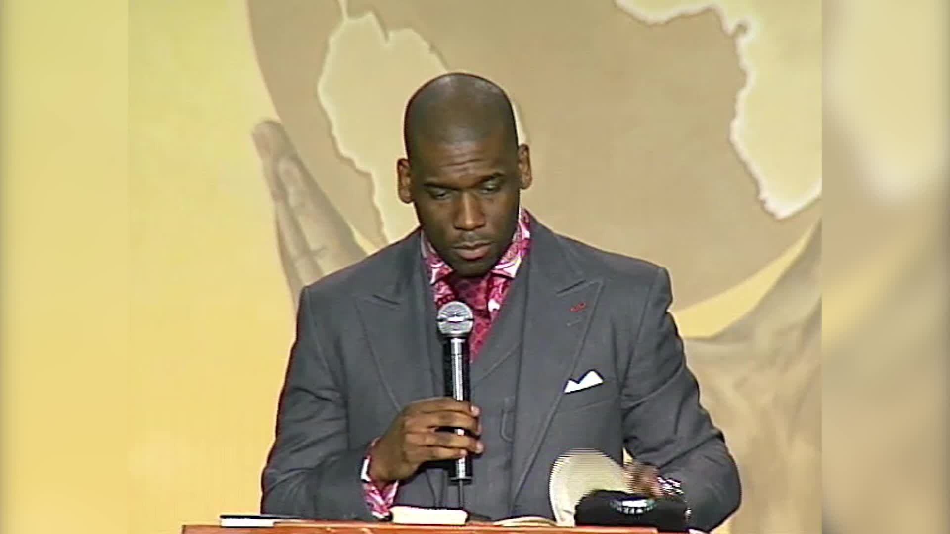 Dr. Jamal Bryant - Yes We Can!