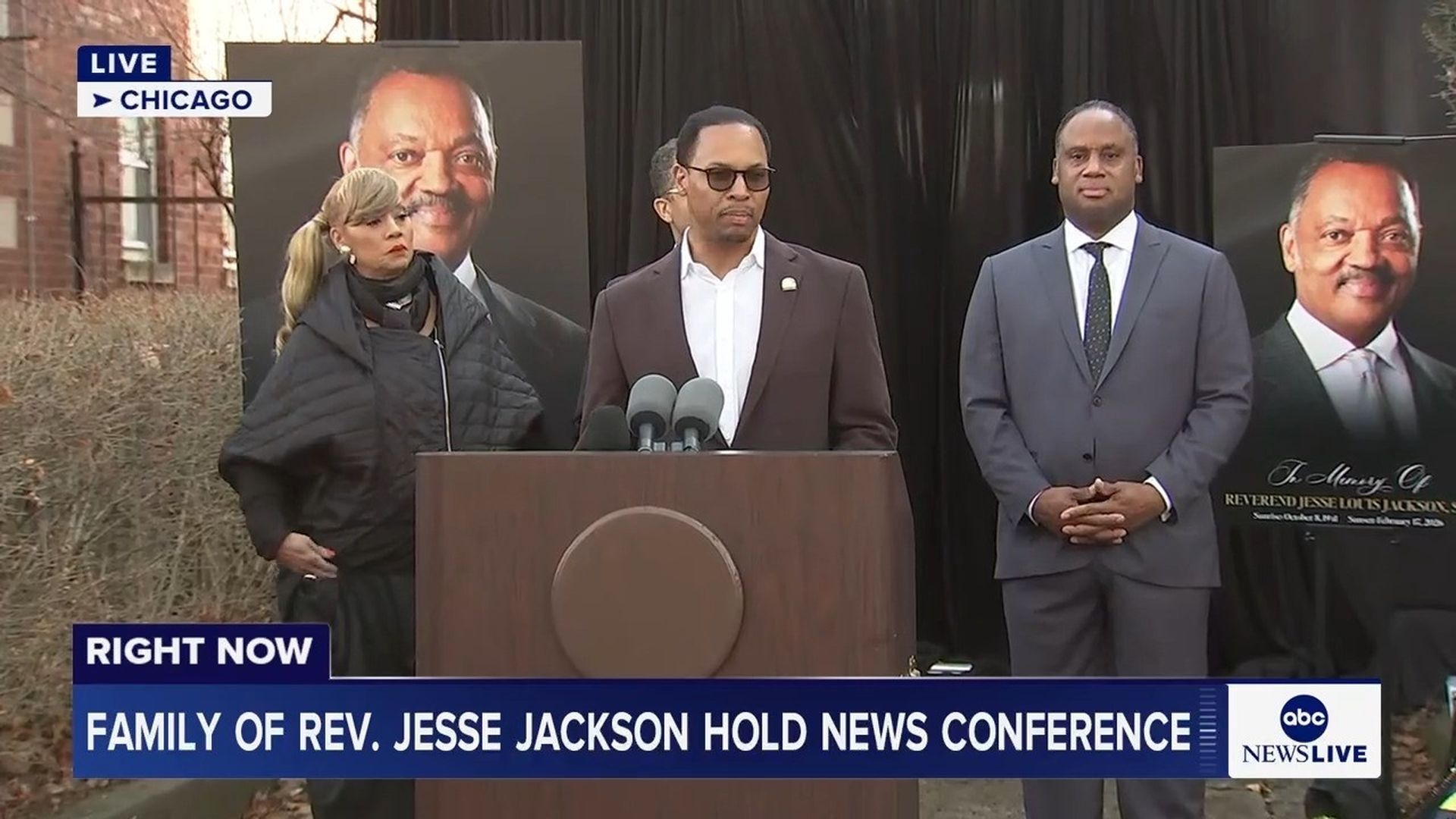 LIVE; Family of Rev. Jesse Jackson hold news conference in Chicago